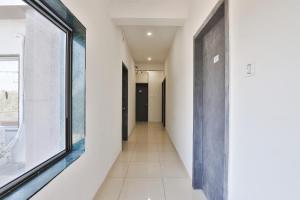 Nova Hotel New Crossroad,India>>Rajkot,3 star