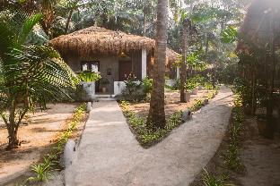Palm Grove Beach Resort,Stop At Palm Grove Beach Resort To Discover The Wonders Of Goa. The Hotel Offers Guests A Range Of S,3 star
