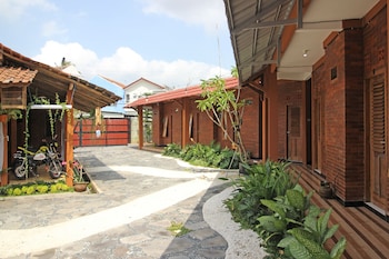 Reddoorz Syariah Near Akmil Magelang,Magelang>>Getasan,2.5 star