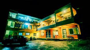 Sunraj Niwas,,3 star