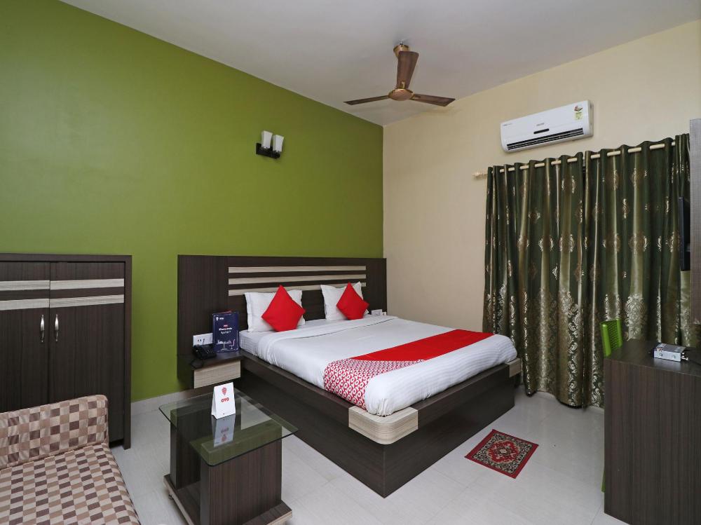 The Sea Horse,The 3-Star Oyo 12318 Hotel Sea Horse Offers Comfort And Convenience Whether You're On Business Or Ho,3 star