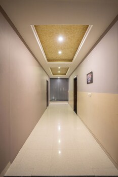 hotel sawamani and restaurant