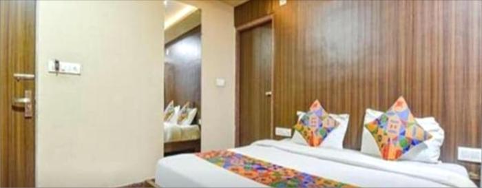 Hotel Tak International,,3 star