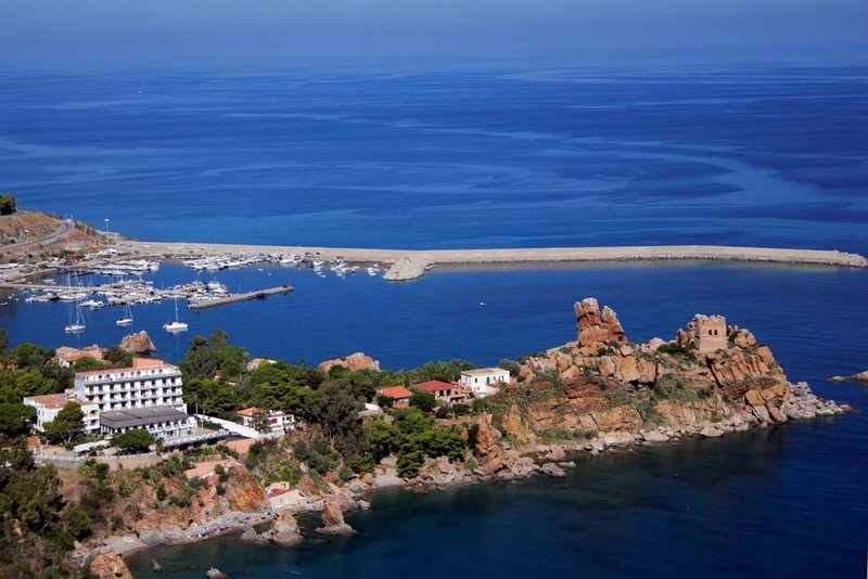 Hotel Kalura,Cefalù>>Castel Di Tusa,4 star