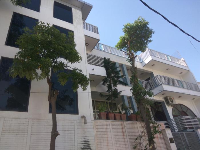 Le Fort Homestay,Jhalana Doongri>>Jaipur,4 star