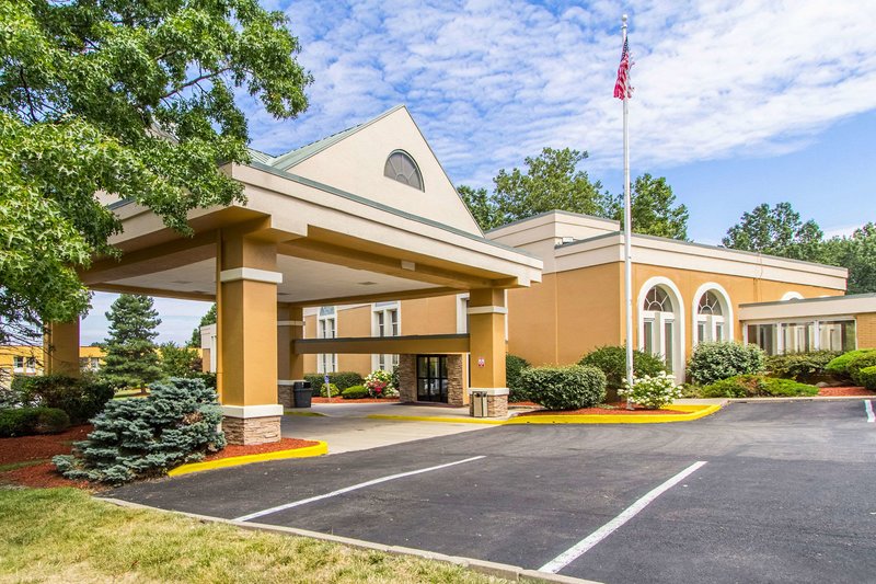 Greenridge Hotel,Euclid>>Cleveland,2.5 star