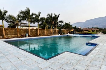 The Kanila Resort,Khopoli>>Karjat,3 star