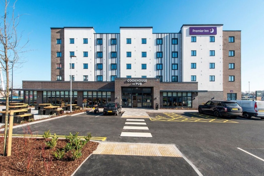premier inn west bromwich town centre new square
