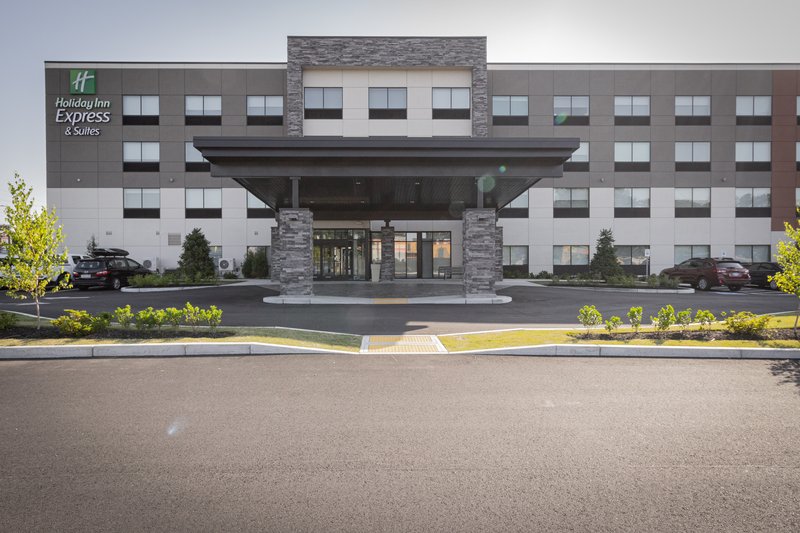 Holiday Inn Express & Suites Boston South-Randolph,Canton>>Boston,2.5 star