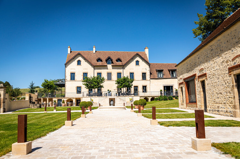 Domaine De Rymska,Couches>>Beaune,5 star