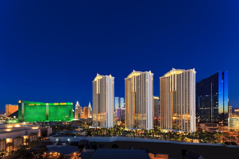 The Signature At Mgm Grand (All Suites),Nevada>>Downtown Las Vegas,4 star
