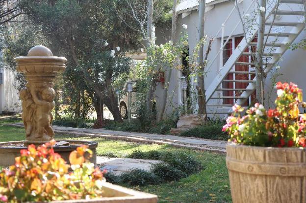 Indigo Moon Guesthouse,Ngaka Modiri Molema>>Lichtenburg,3.5 star