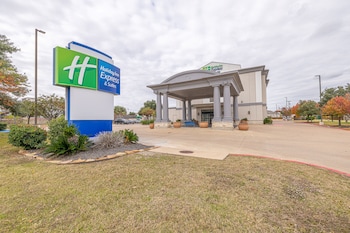 holiday inn express and suites college station by ihg