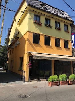 Heartland City Hotel,Near Pannonian Lakes,3.5 star