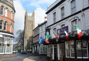 The White Hart Hotel,Holsworthy>>Devon,2.5 star