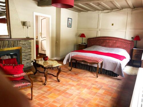 room-image
