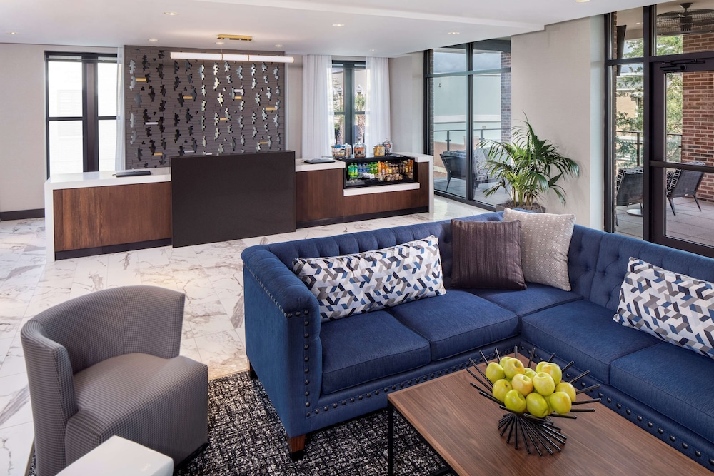 Hyatt Place Mount Pleasant Towne Centre