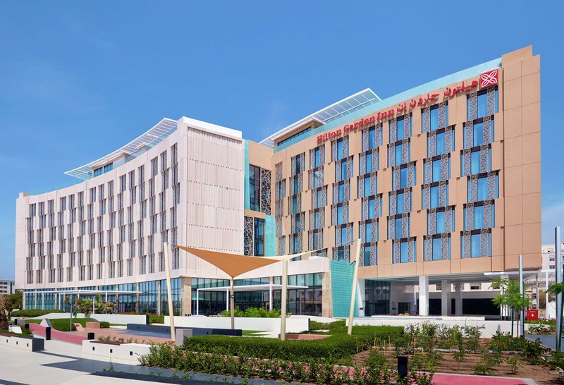 hilton garden inn muscat al khuwair