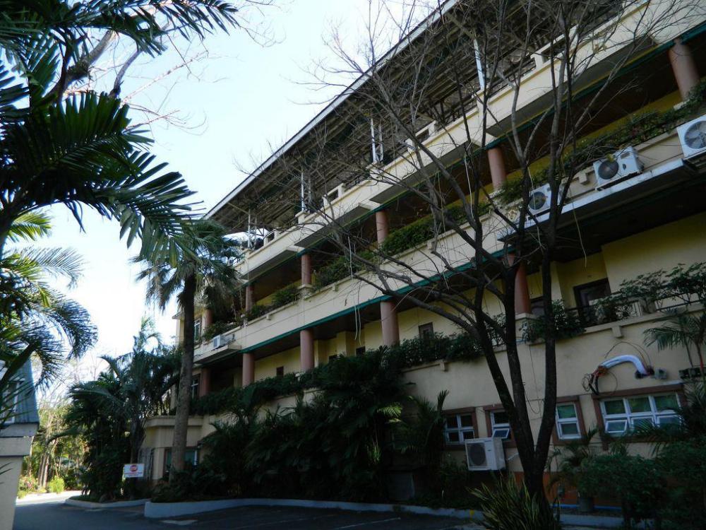 Dj Paradise Hotel,,2 star