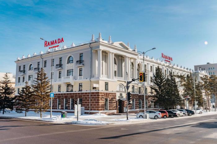 Ramada By Wyndham Astana,Near Kazhimukan Munaitpasov Stadium,4 star