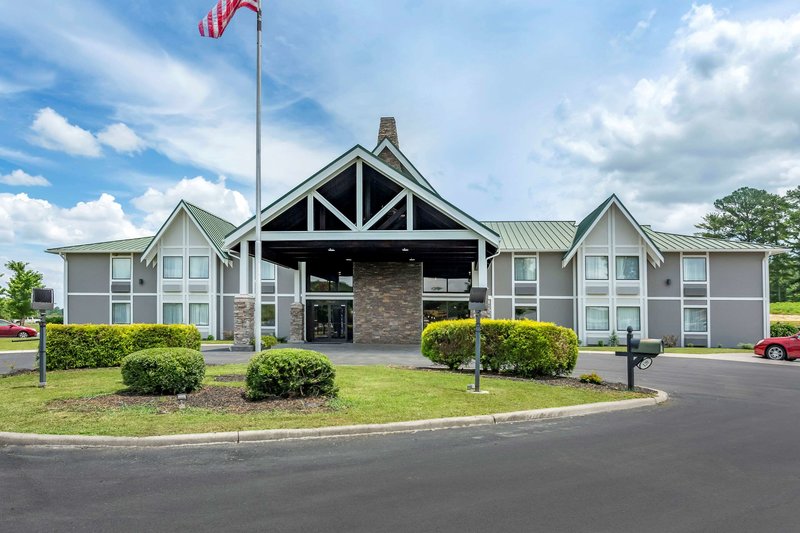 Quality Inn,,2.5 star