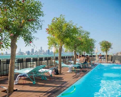 Bossa Nova Beirut Hotel,Beirut>>Aley,4 star