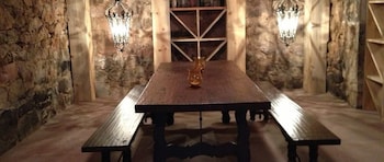 Hotel Léger Restaurant & Saloon,Near Mokelumne Hill Library,2 star