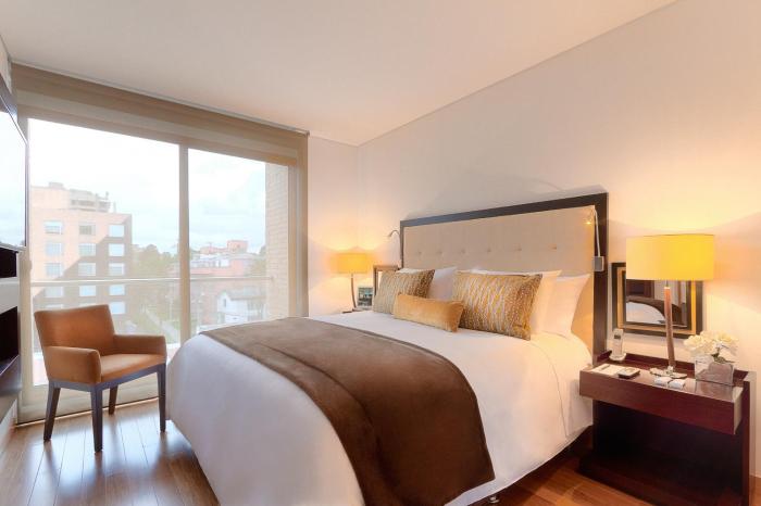 93 Luxury Suites & Residences