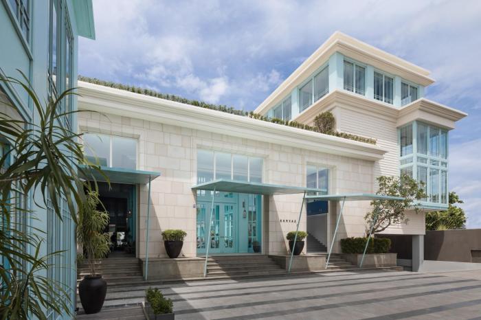 Kanvaz Village Resort Seminyak,Kerobokan>>Bali,4 star