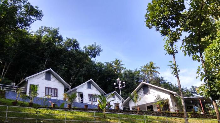 Mistywindvalley,Kottayam>>Erattupetta,3 star