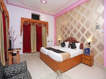 Hotel Gupta Inn,Near Jvh Mall,3 star
