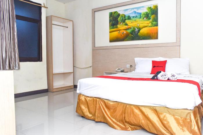 reddoorz plus near sultan hasanuddin airport