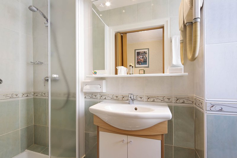 Hotel Terminus Lyon,19 Boulevard Diderot,3 star