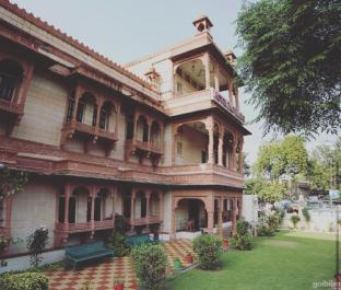 Hotel Navrang