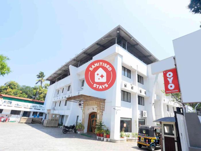Capital O 19742 Hotel Dona Castle,Oyo 19742 Hotel Dona Castle Is A Popular Choice Amongst Travelers In Kollam, Whether Exploring Or Ju,3 star
