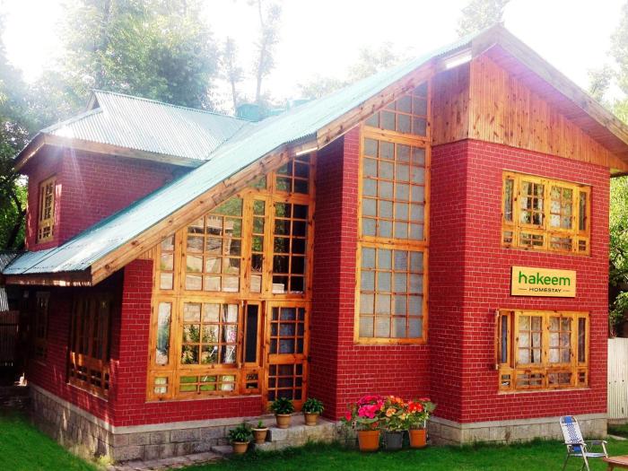 Hakeem Homestay,Pahalgam>>Anantnag,1 star
