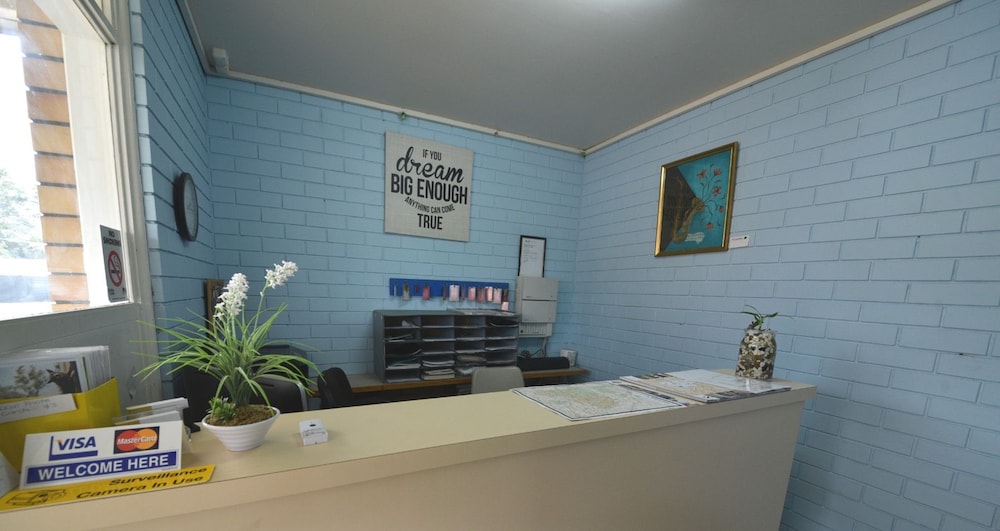 Edenhope Motor Inn,Edenhope>>Comaum,2.5 star