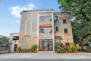 Via Hemkunt Mansion,Chennai,3 star