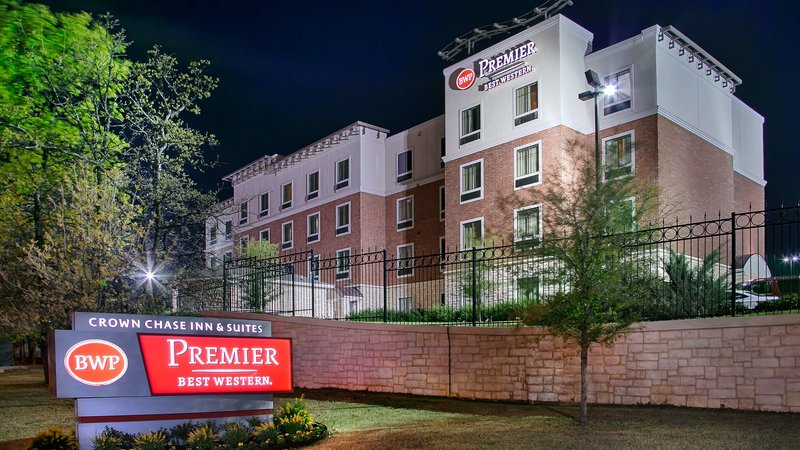 Best Western Premier Crown Chase Inn & Suites
