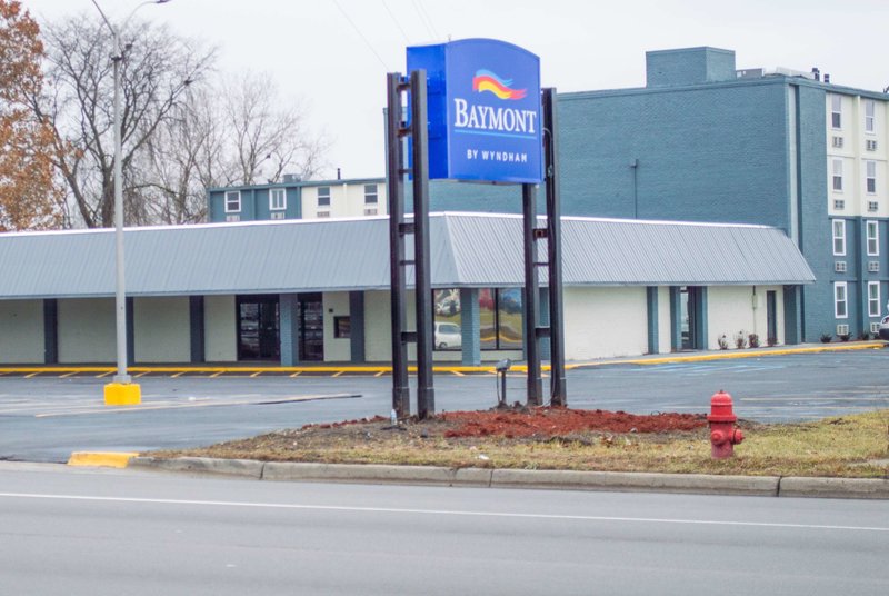 American Inn And Suites Ferndale,Detroit>>Dearborn,2.5 star