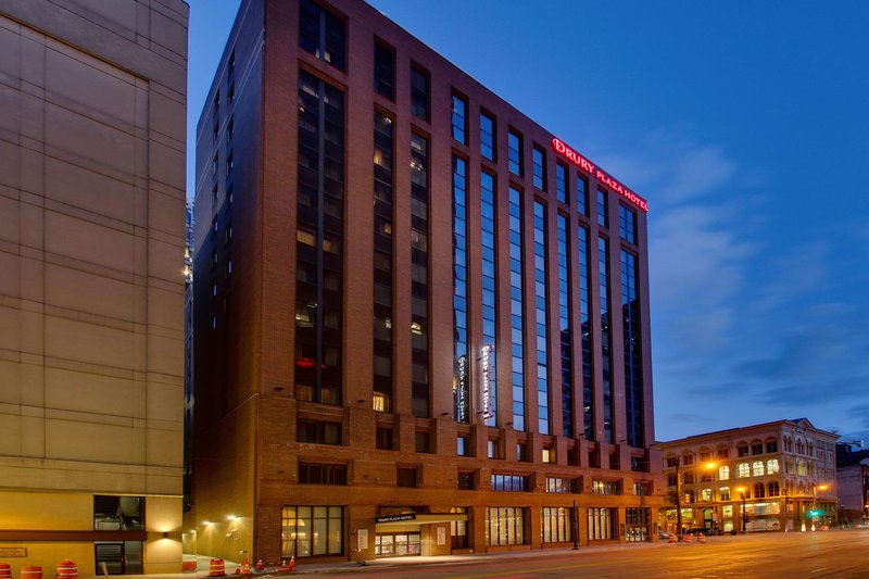 drury plaza hotel milwaukee downtown