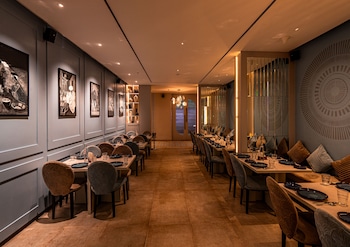 Ramee Techome Hotel Khar,Khar,4 star