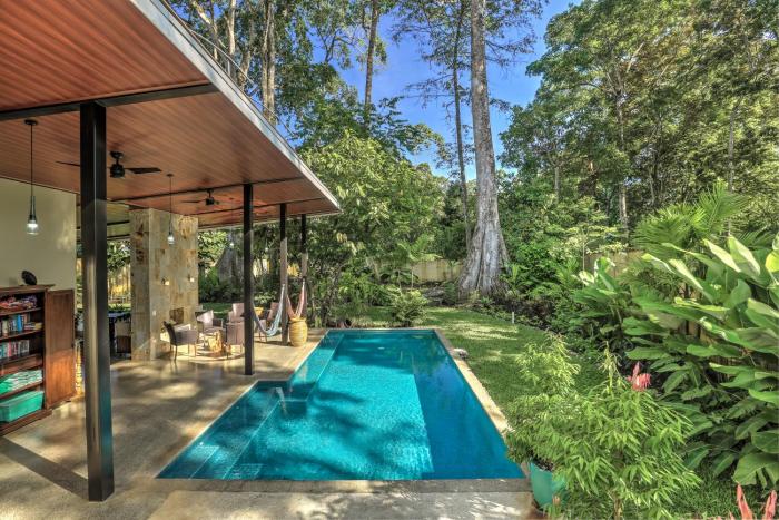Villas Pina - Adults Only,Puerto Viejo De Talamanca>>Cahuita,3 star