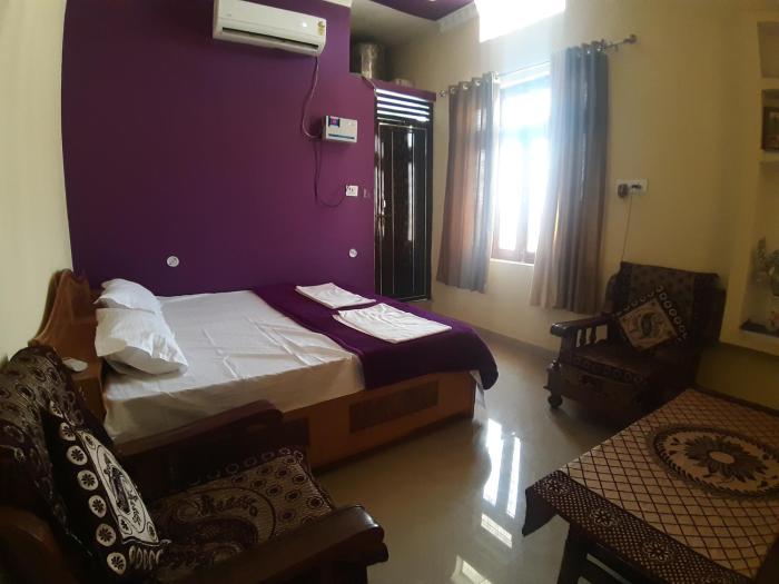 Shree Ram Homestay,Nivari>>Jhansi,3 star