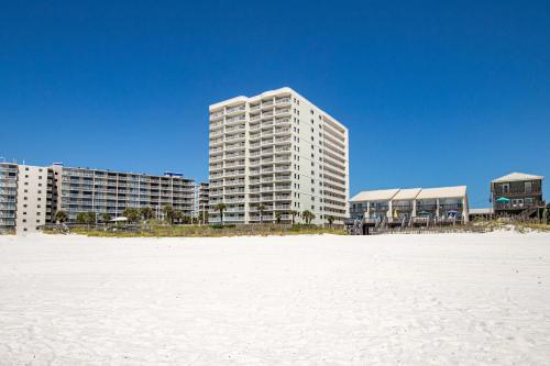 Tradewinds Condos By Hosteeva,,3.5 star