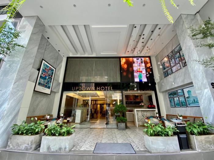 uptown hotel