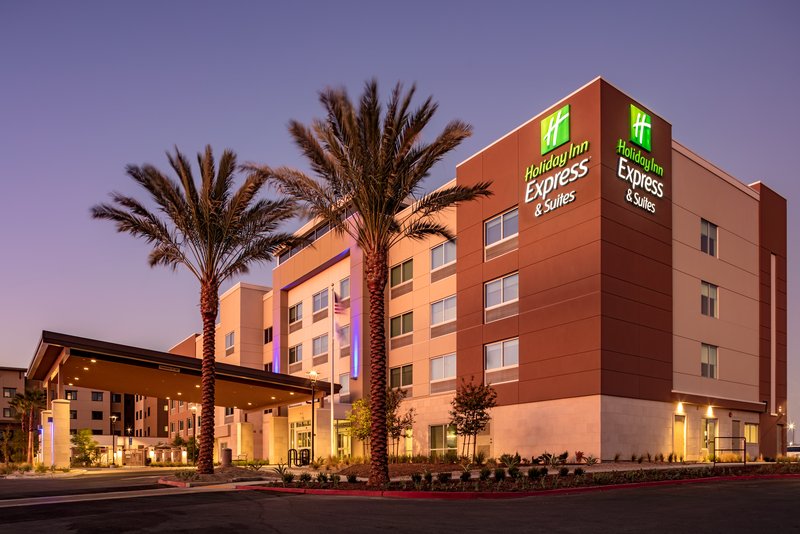 Holiday Inn Express & Suites Moreno Valley-Riversi,Ontario>>Moreno Valley,3.5 star