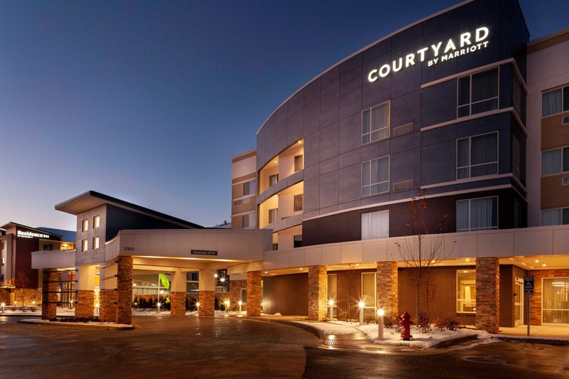 Courtyard By Marriott St. Louis West County