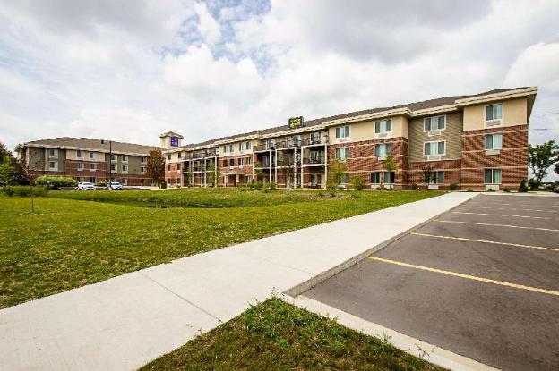 mainstay suites madison monona