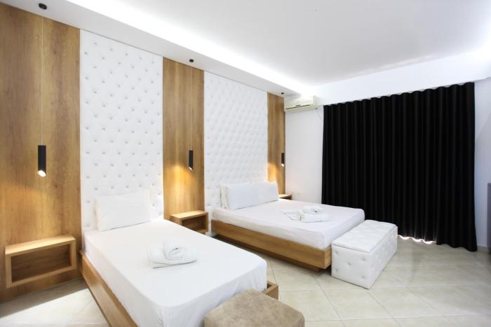 Central Park Hotel Ksamil,Konispol>>Borsh,3 star